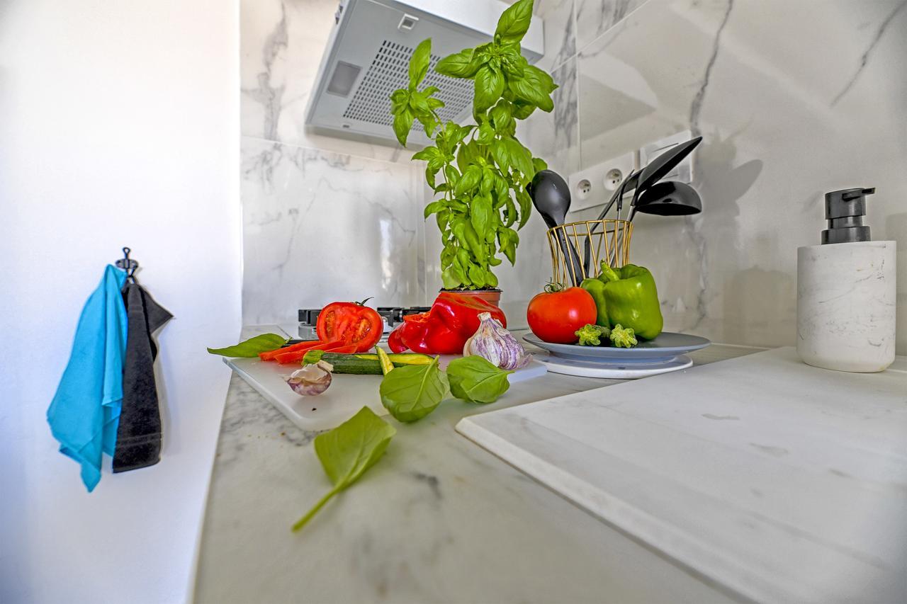 Appartement Romanite Nîmes Eksteriør billede