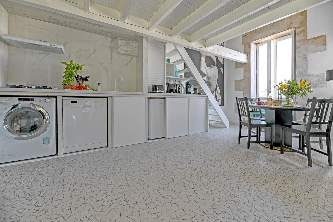 Appartement Romanite Nîmes Eksteriør billede