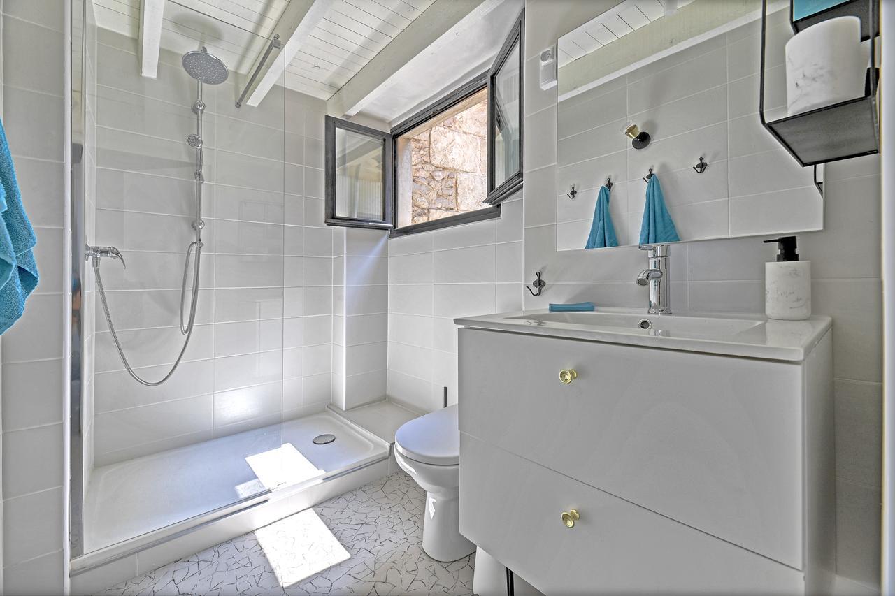Appartement Romanite Nîmes Eksteriør billede