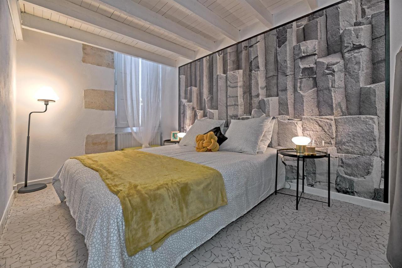 Appartement Romanite Nîmes Eksteriør billede